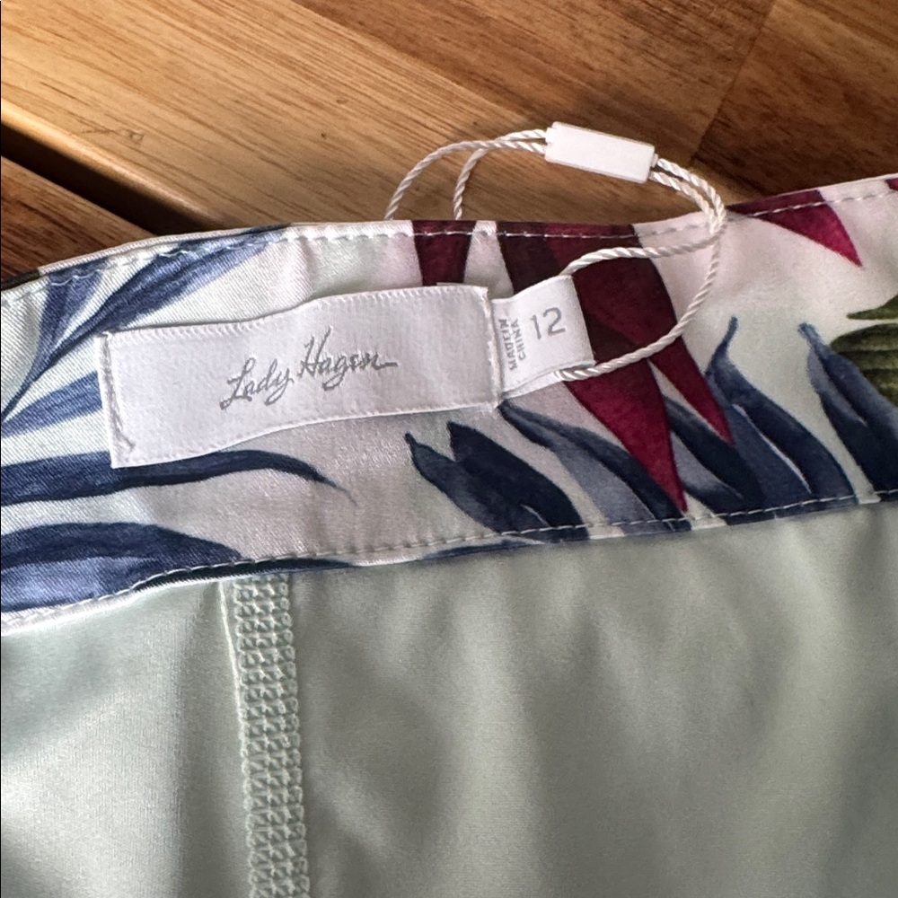 NWT Women’s lady Hagen golf skort. Built in shorts nwt - Picture 7 of 7